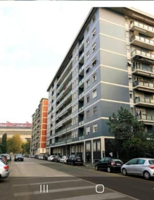 Franco Sansirohouse Rho Mi Fiera Appartement Milaan Buitenkant foto